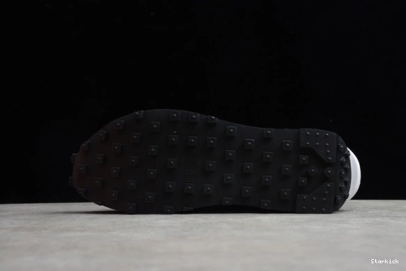 Black Nylon sacai Waffle Nike LD BV0073-002  0830
